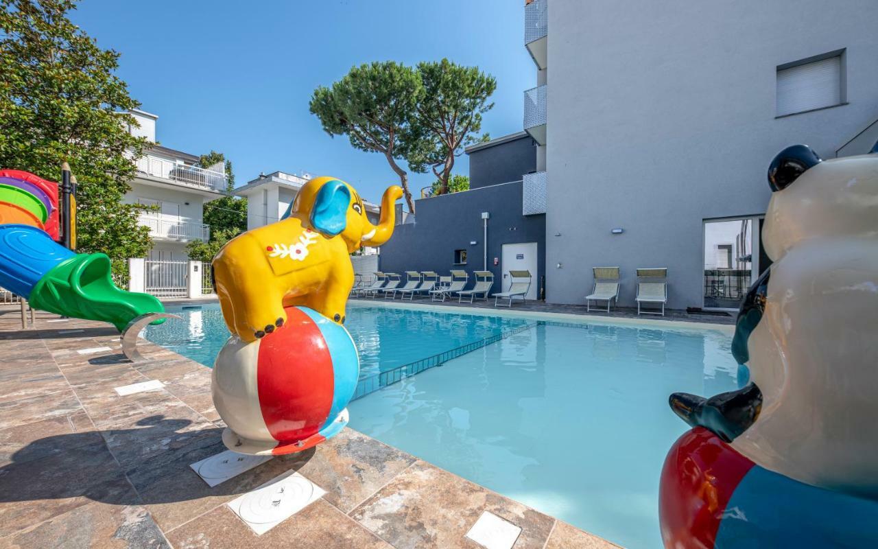 Residence Filmare Riccione Kültér fotó