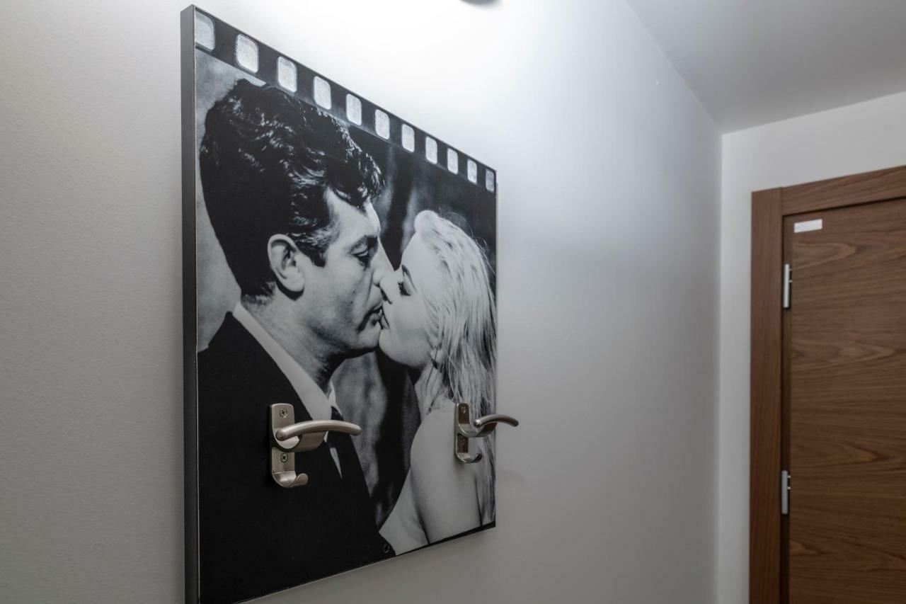 Residence Filmare Riccione Kültér fotó