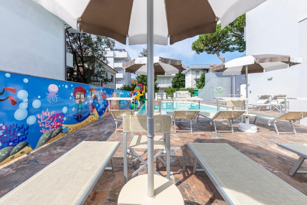 Residence Filmare Riccione Kültér fotó